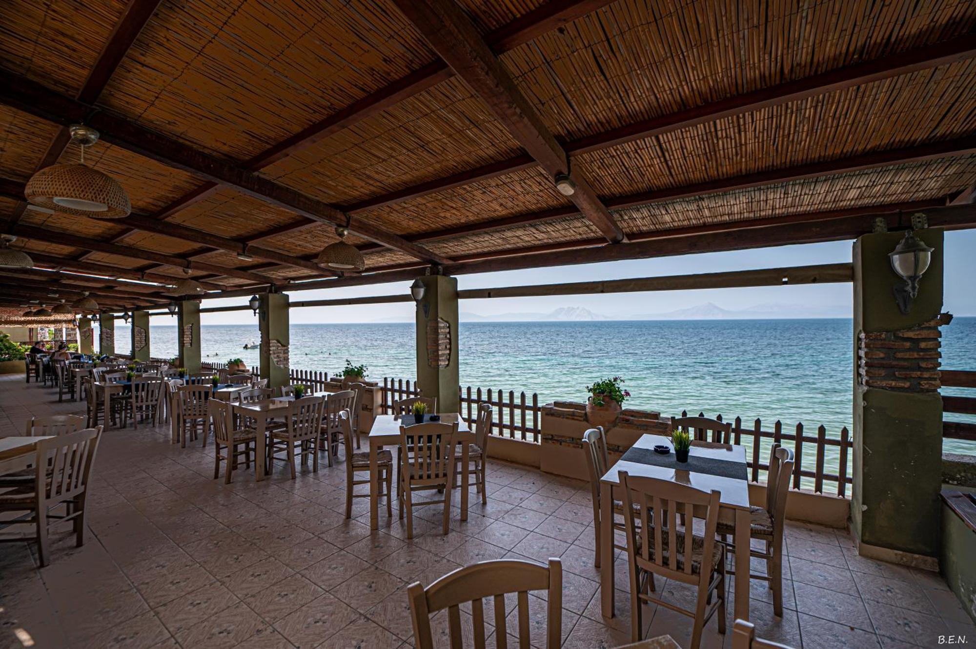 فندق Castella Beach Alissos المظهر الخارجي الصورة